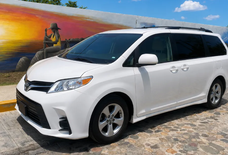 Toyota Sienna Minivan Rental for 8 Passengers in Puerto Vallarta and Guadalajara